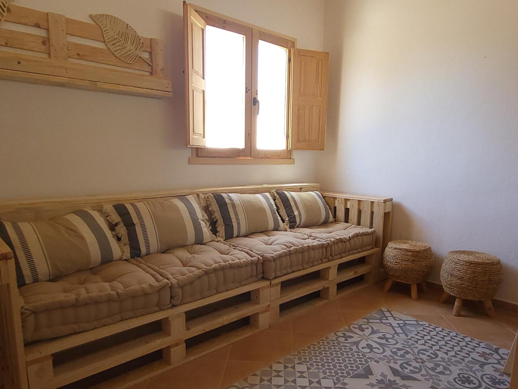 Aguilas, Casa Bohemia *
