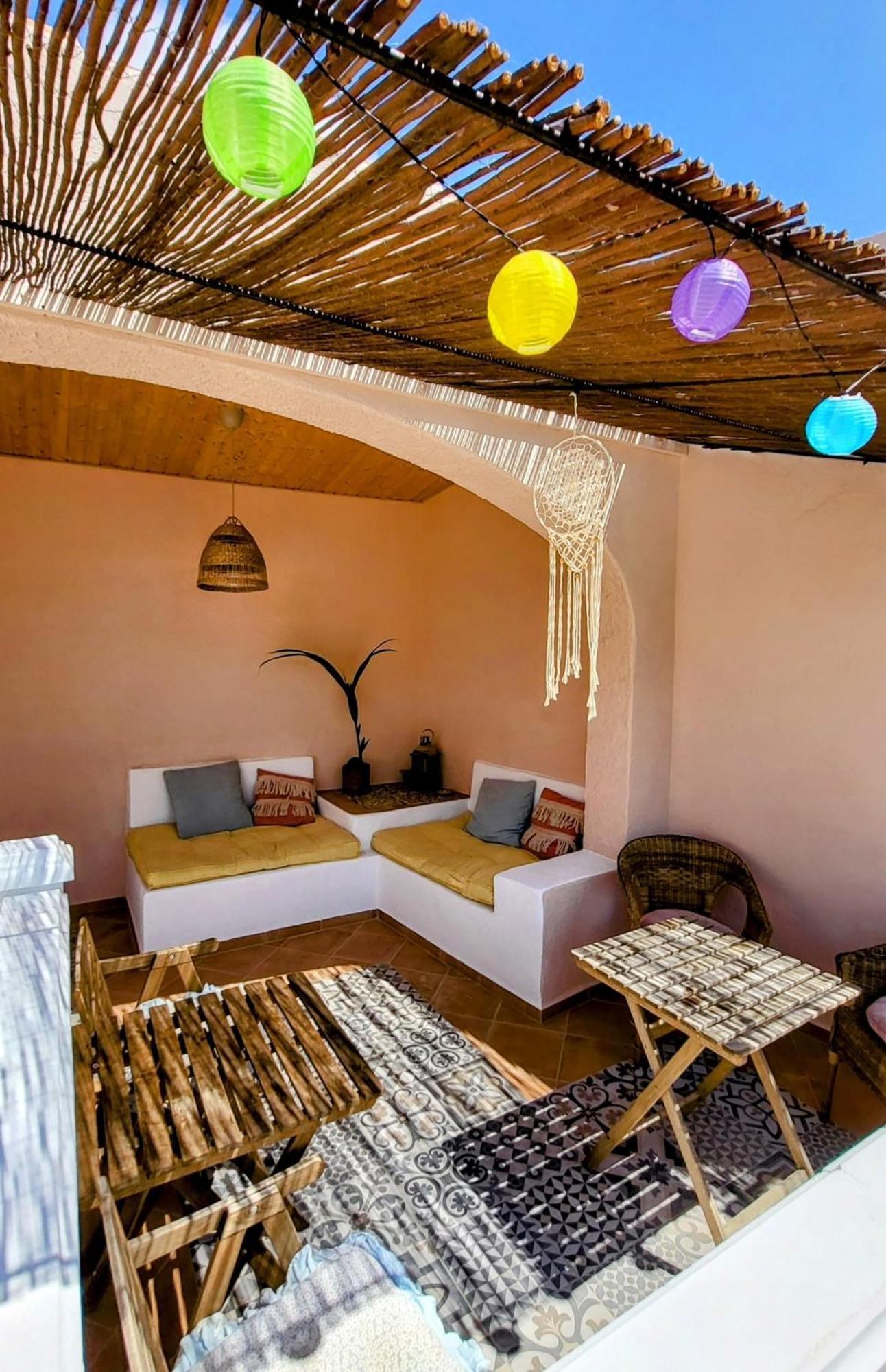 Aguilas, Casa Bohemia *